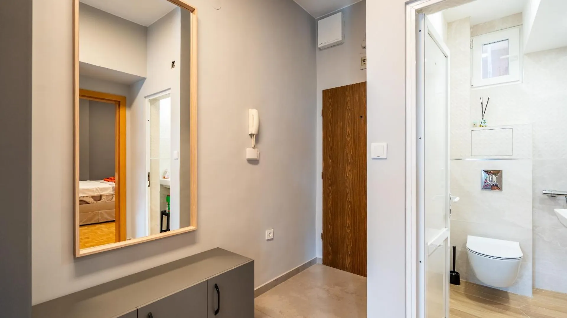 Downtown Apartment Eymi Sofie